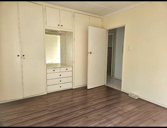 2 BEDROOM TOWNHOUSE FOR SALE IN SHERWOOD